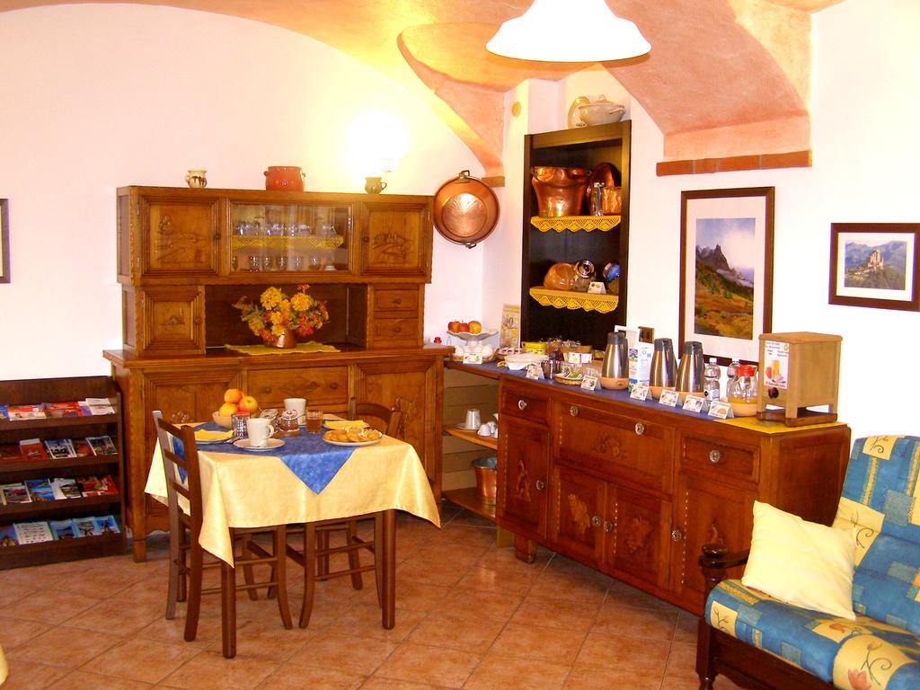 L'Antico Borgo Rooms Rental Caprie Eksteriør billede
