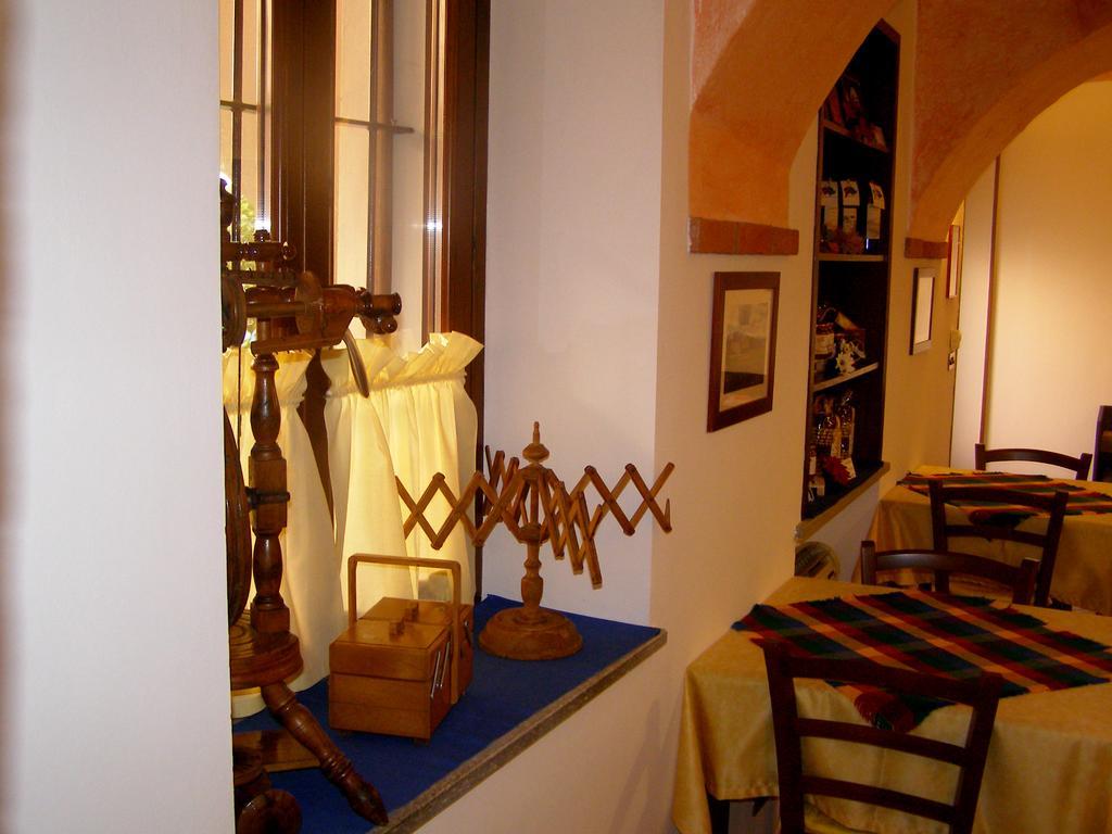 L'Antico Borgo Rooms Rental Caprie Eksteriør billede