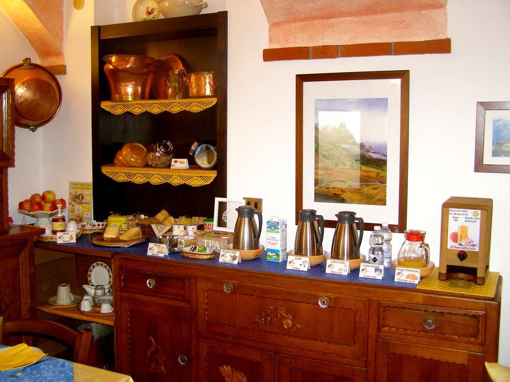 L'Antico Borgo Rooms Rental Caprie Eksteriør billede